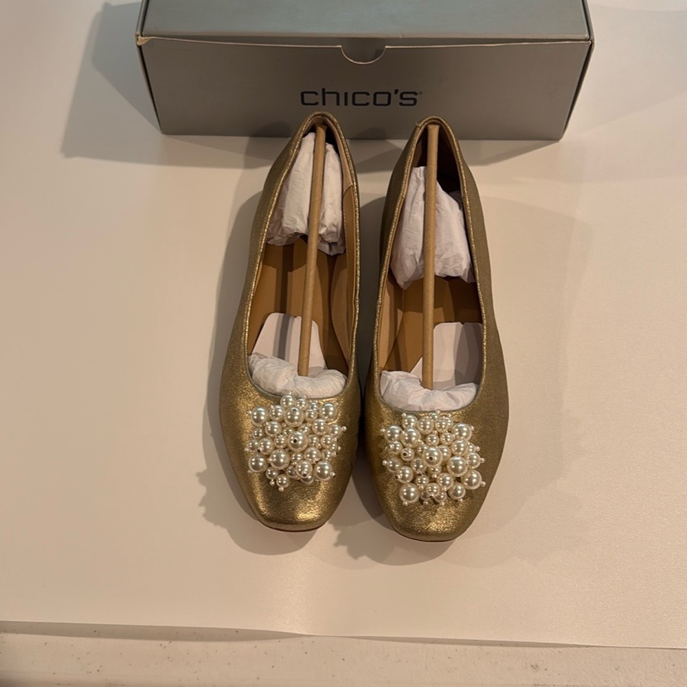 Chico's Champagne Pearl Omega Pearl Ballet Flat size 10.5 new
